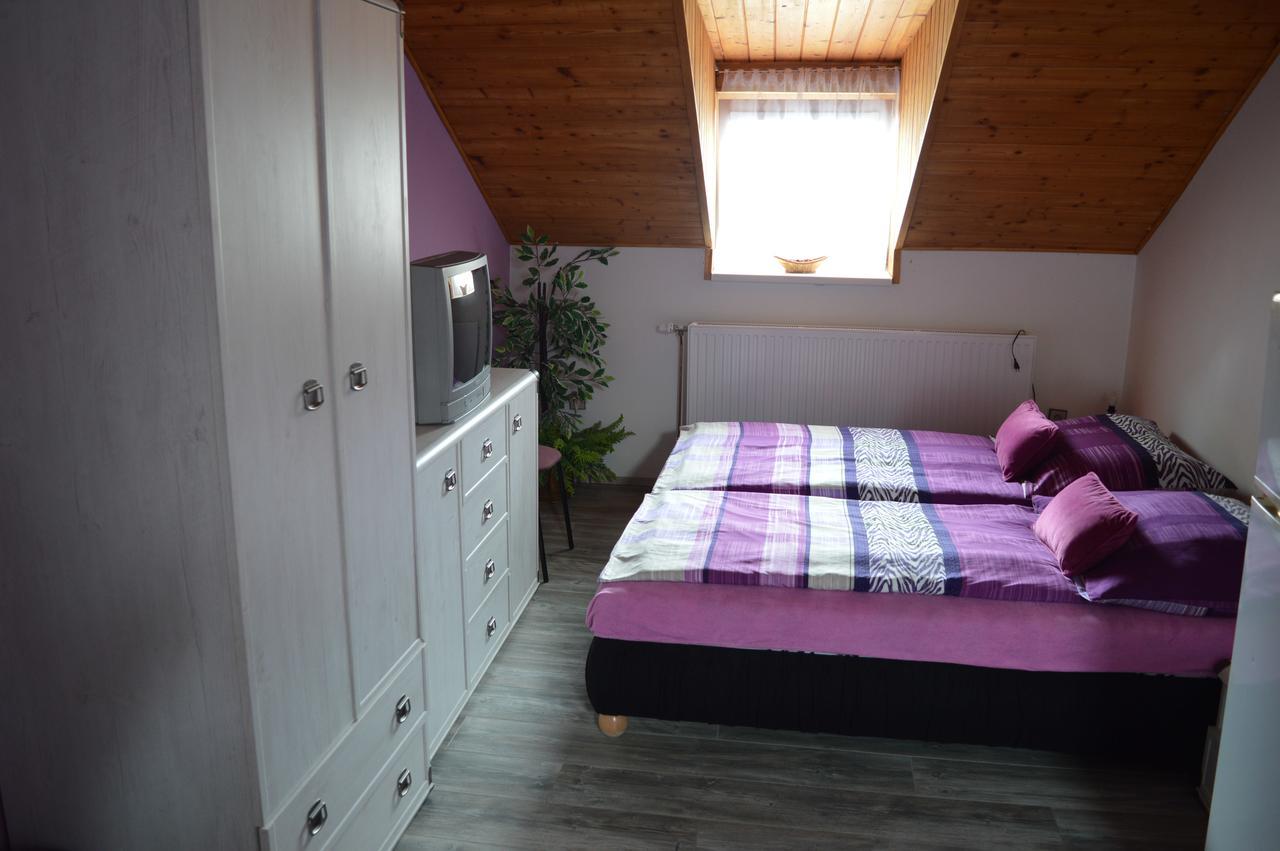 Guest House Hakluv Mlyn Hrabětice Εξωτερικό φωτογραφία